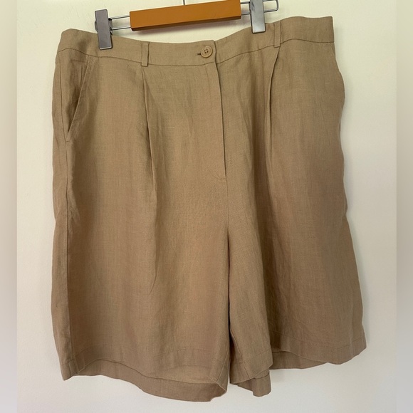 The Drop | 100% Linen Millie Loose Fit Pleated Long Shorts - Picture 1 of 7